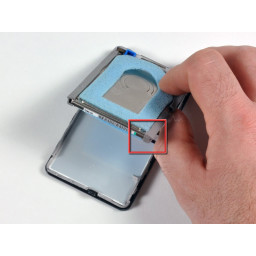 Замена боковых бамперов iPod 5-го поколения (видео)